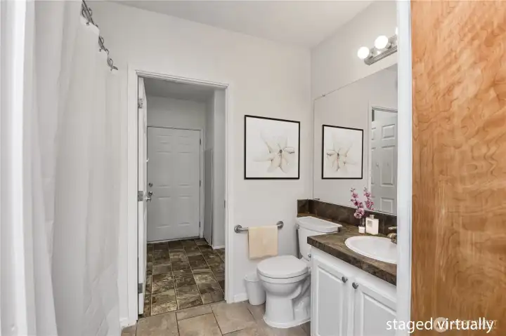 shared bath staged virtually