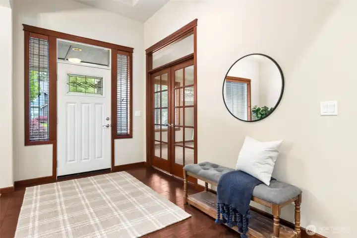 Light, bright and open entry with 10 foot ceilings