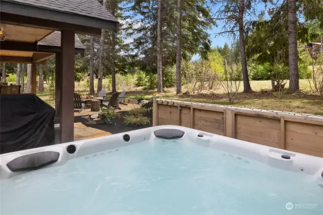 Private hot tub setting