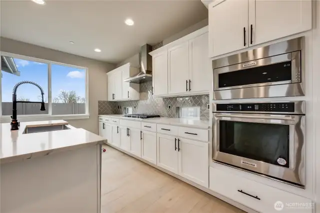 This photo of a different home to show example of appliance package only. Details will vary.