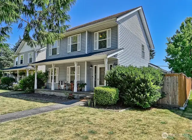 Charming home in a bright sunny neighborhood.