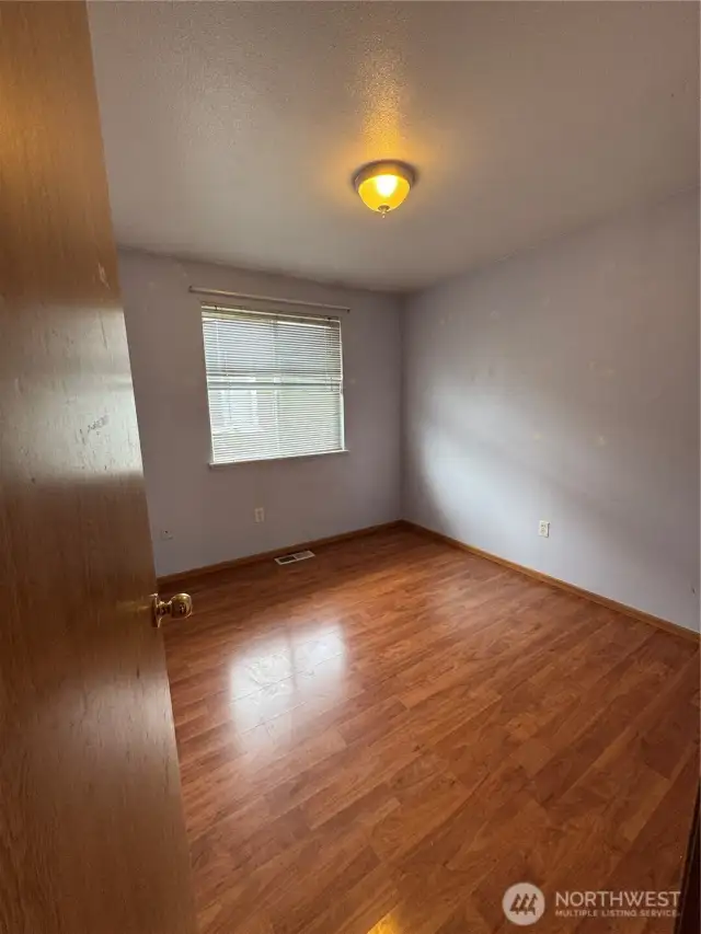 2nd bedroom...