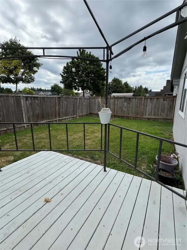 Spacious deck for relaxing or entertainment...