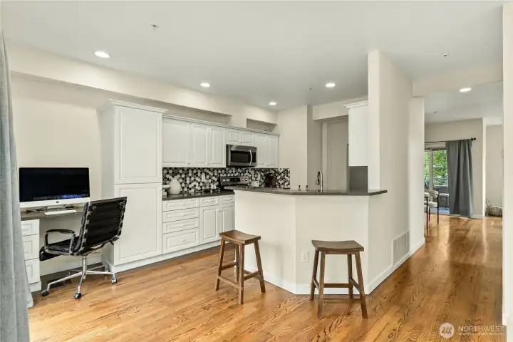 built in desk, kitchen