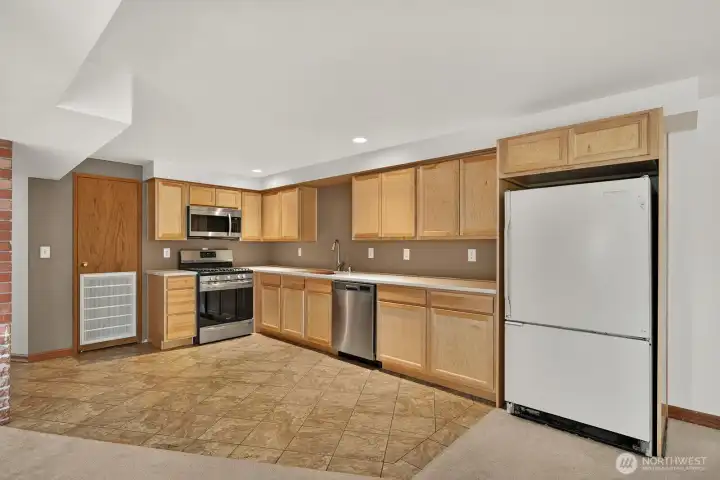 Full Kitchen in Basement