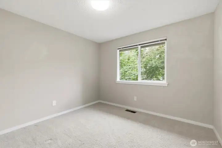 Bedroom number 4 upstairs. Bedroom number 4 upstairs.