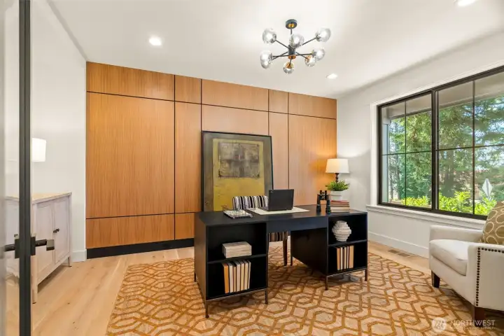 Spacious office with oak wood panels ( real wood veneer)