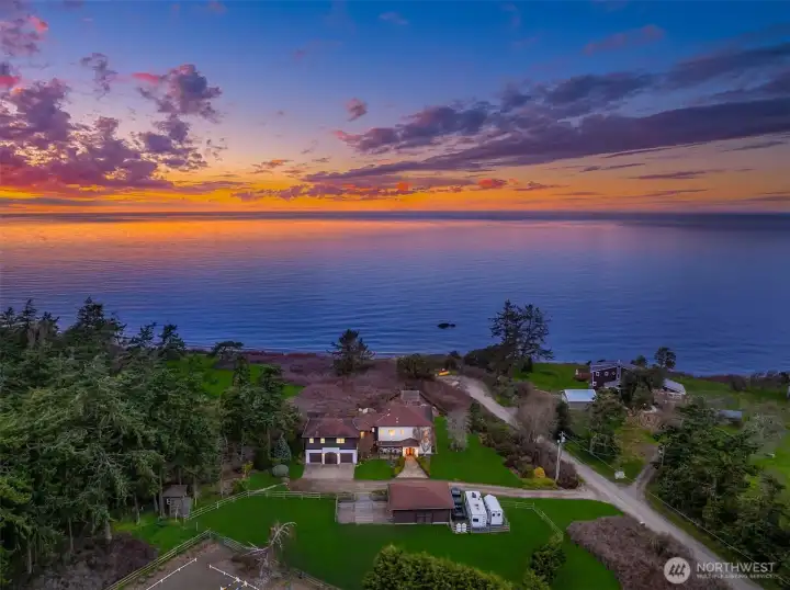 Magical marine views of the Strait of Juan de Fuca.