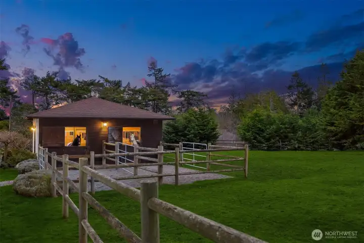 Picture your happy horses here. Green pasture and adjacent trails!