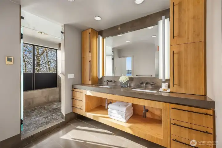 En suite bathroom