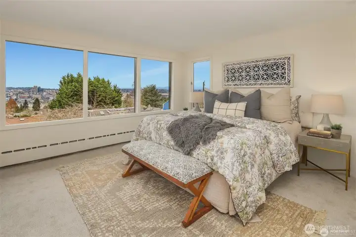 Primary with new carpet and expansive views. Primary with new carpet and expansive views.