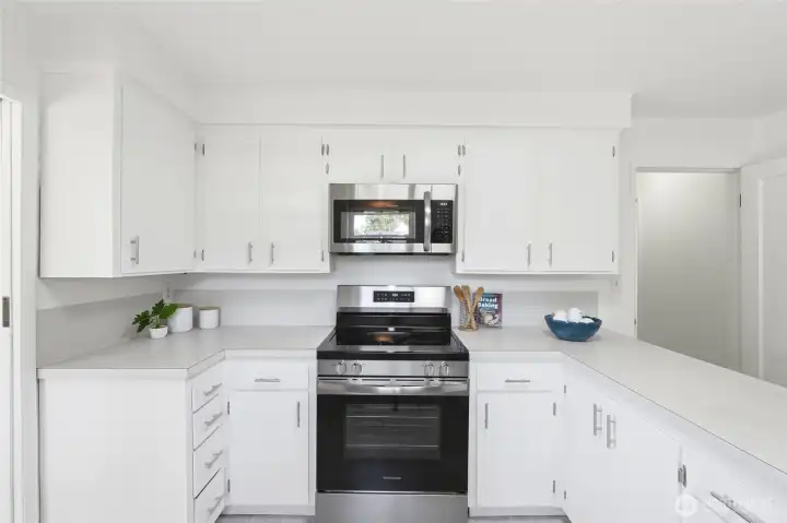 Kitchen features all new stainless steel appliances