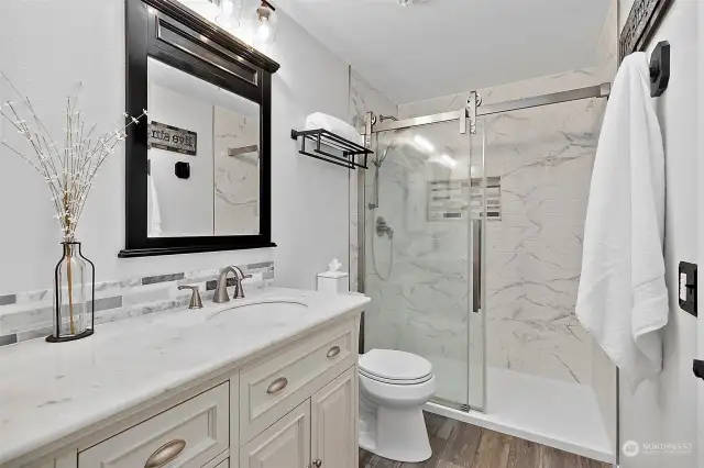 Fully updated primary bath with walk in shower.