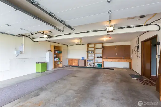 attached 2 car garage