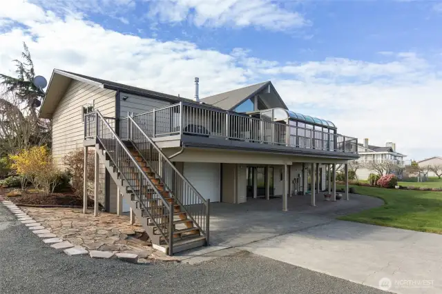 stairs to deck