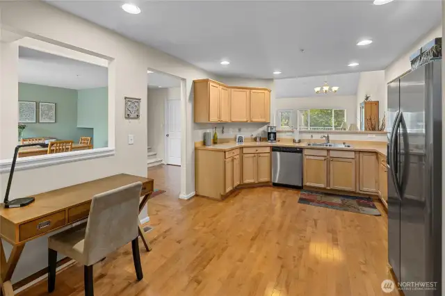 Additional space off the kitchen for a desk or coffee bar.