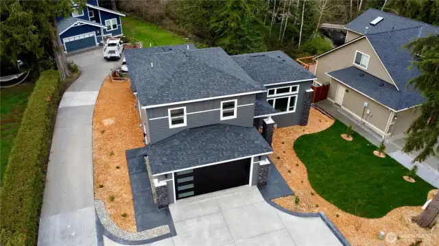 Welcome to 208 Polo Park Dr. - A brand new Rubicon designed and built home.