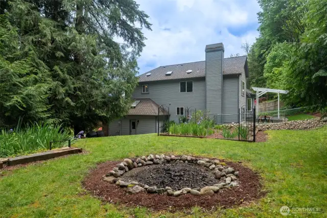 Fire pit