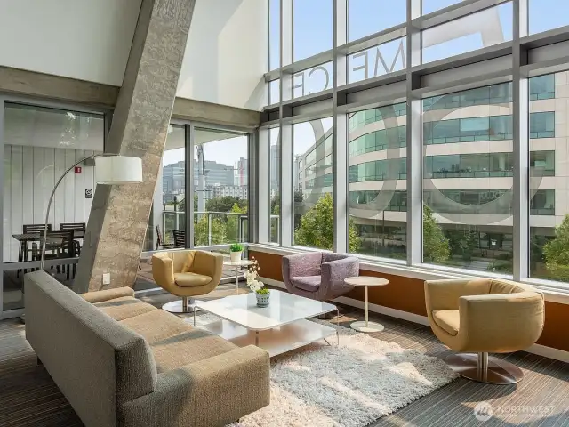 Owner's Lounge