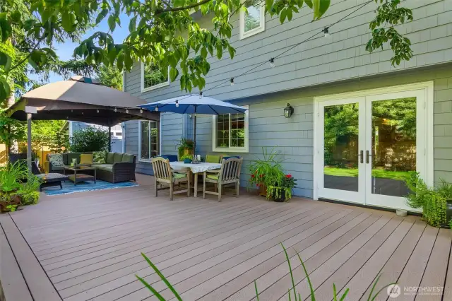 Trex deck for low maintenance and longevity