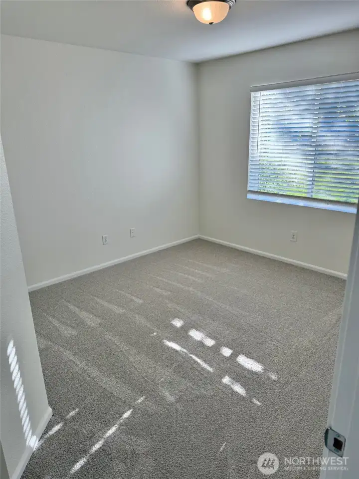 4th bedroom - could also work great as a den or office