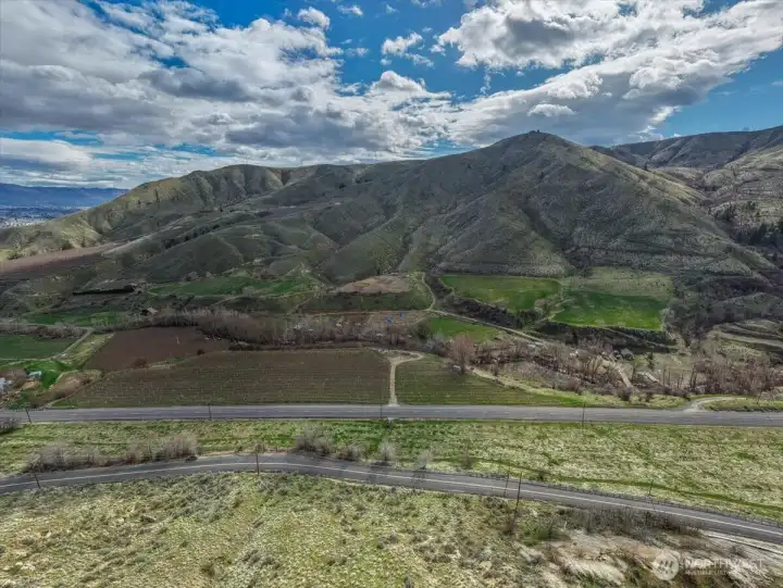 Views of lots 3 & 11