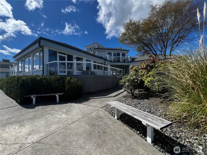 Owners have the use of not only their private sub-leased slip, but a spacious clubhouse suitable for hosting private parties.