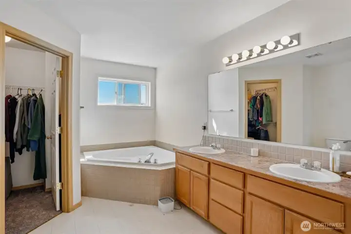 Primary bath