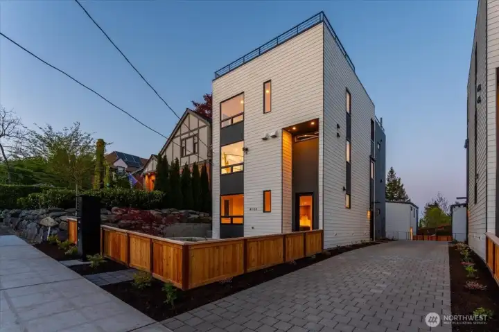 Another thoughtful project from Build Sound!