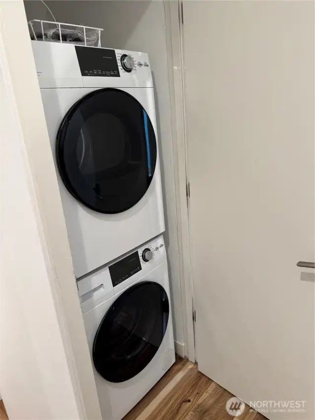 Washer & Dryer