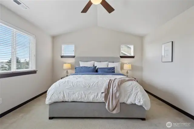 Upper Ensuite Bedroom