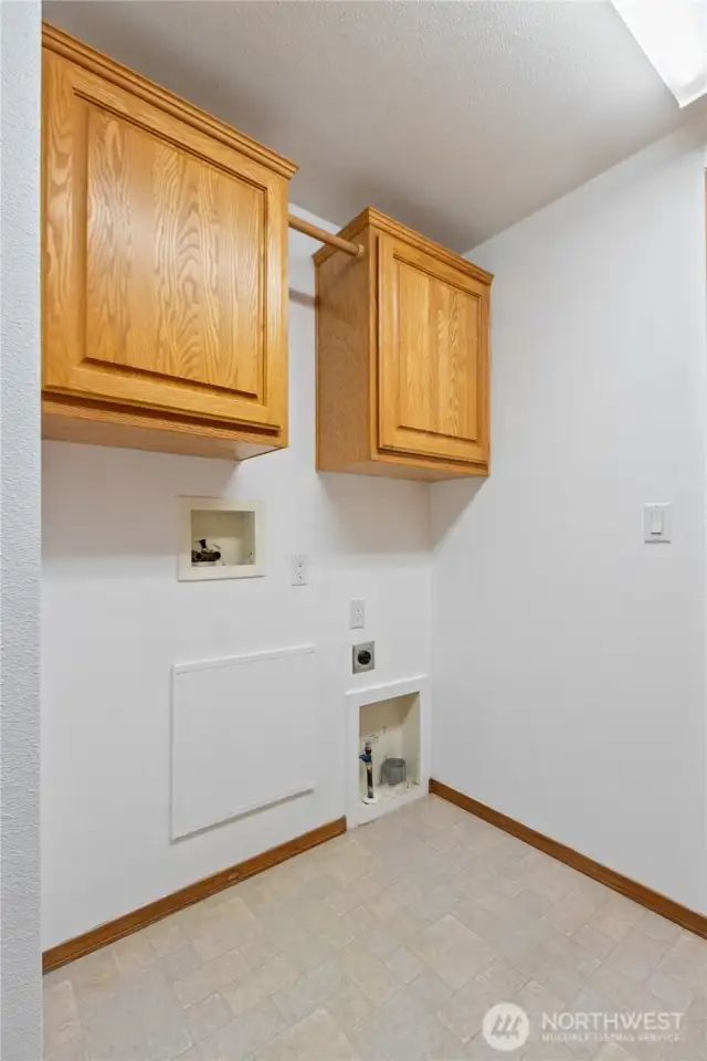Shared laundry and mudroom rear entry