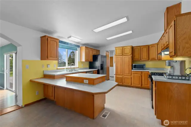 Large functional kitchen