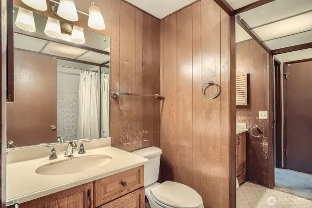 Upstairs hallway bathroom