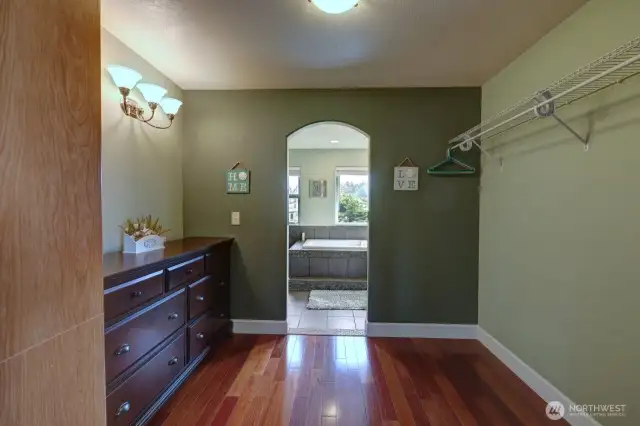 Walk in closet