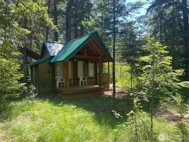 Serenity at the Base of the Cascade Mountains