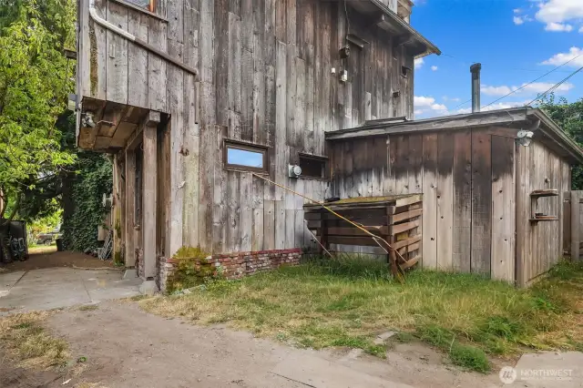 Parking and East Sideyard
