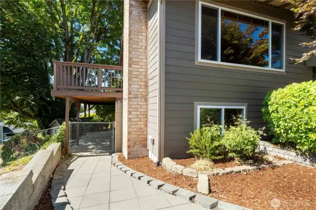 Upgraded landscape pavers