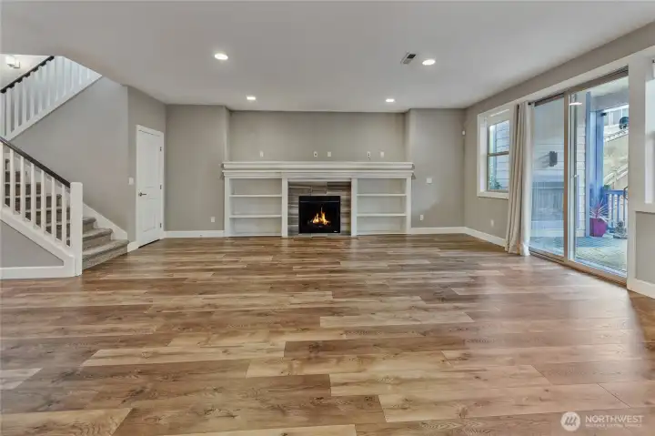 Gas Fireplace w/ Built-Ins
