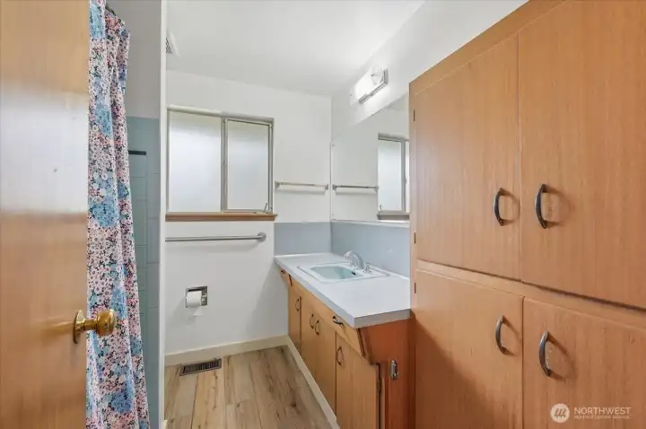 Main level full bath.