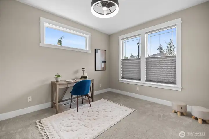 Junior Primary Suite including a full bath and walk in closet