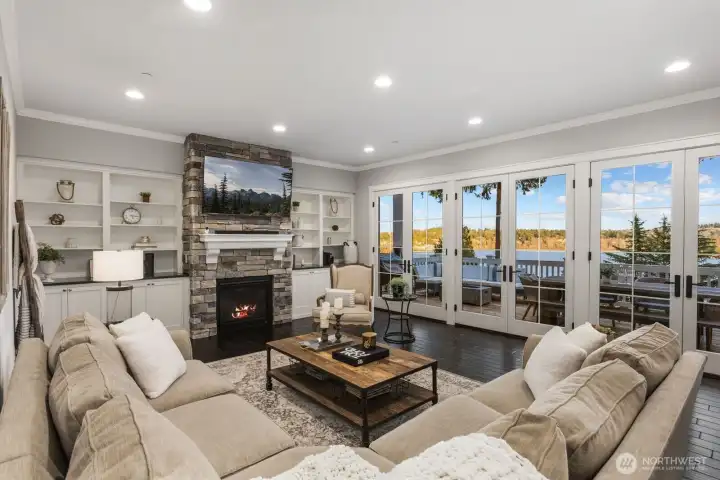 Luxury livingroom with a view