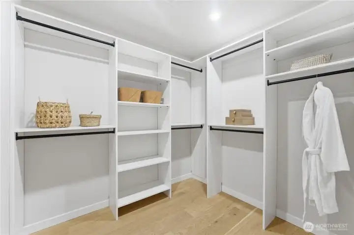 Walk in closet