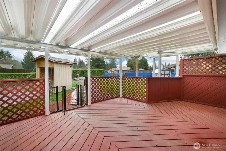 Covered back deck
