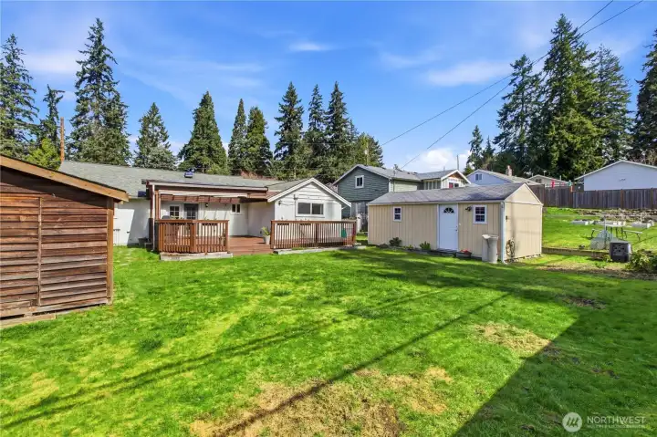 Lots of room to enjoy the outdoors!