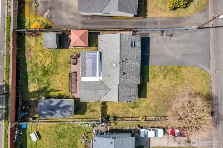 The lot is level and ready for your touches!