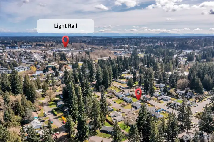 A commuters dream...the home is just minutes to the Lynnwood Light Rail Station!