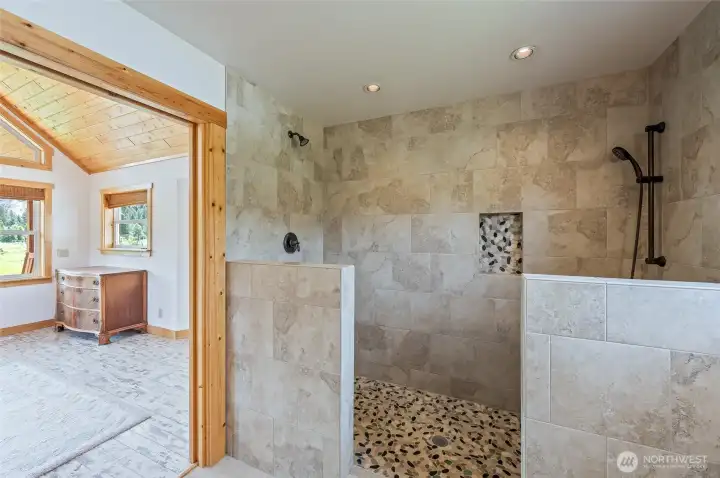 En Suite Bathroom En Suite Bathroom