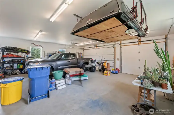 Garage Garage
