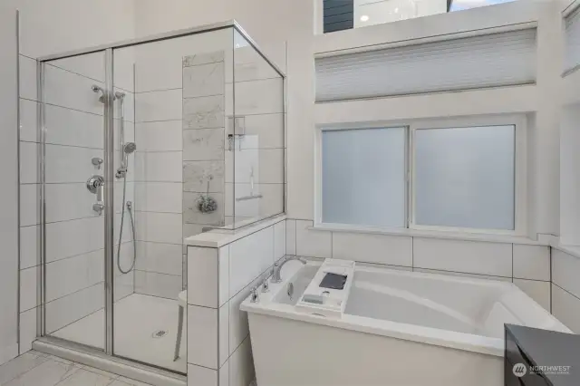 Luxurious and spacious 5-piece master bath – view #2.